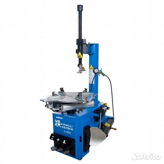 Шиномонтажник