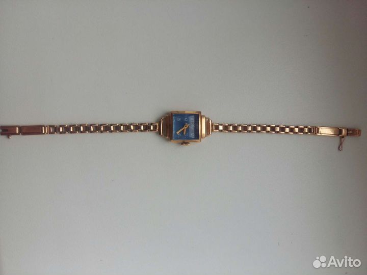 Часы луч СССР 583 золото механические