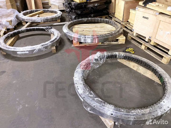 Опорно-поворотный круг 324DLN 227-6085