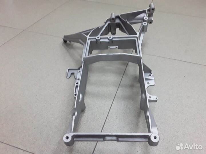 Кронштейн фары Даф 95 105 левый