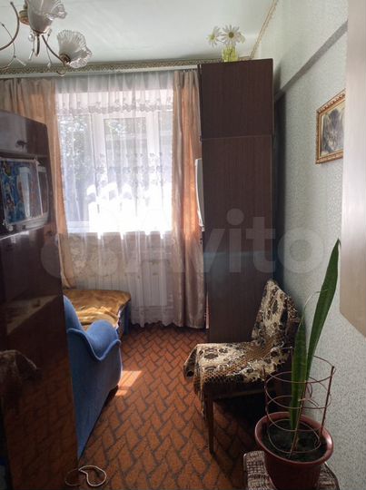 Комната 30 м² в 2-к., 1/2 эт.