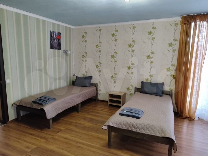 Комната 20 м² в 6-к., 2/2 эт.