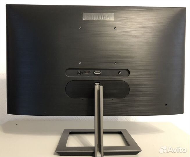 Монитор Philips