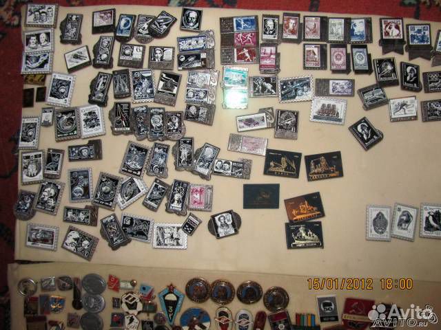 Коллекция советских и иностранных значков