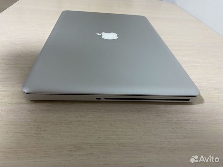 Apple MacBook Pro 15 2010 (A1286)