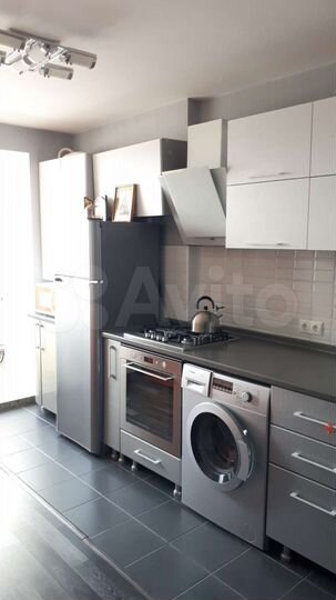 1-к. квартира, 38 м², 9/9 эт.