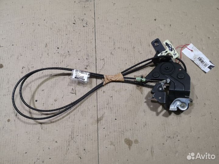 Тросик капота Cadillac Cts