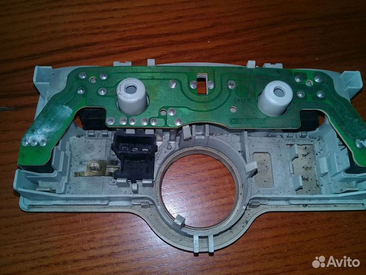 Плафон освещения салона Volkswagen Bora