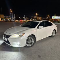 Lexus ES 2.5 AT, 2014, 96 000 км, с пробегом, цена 2 450 000 руб.