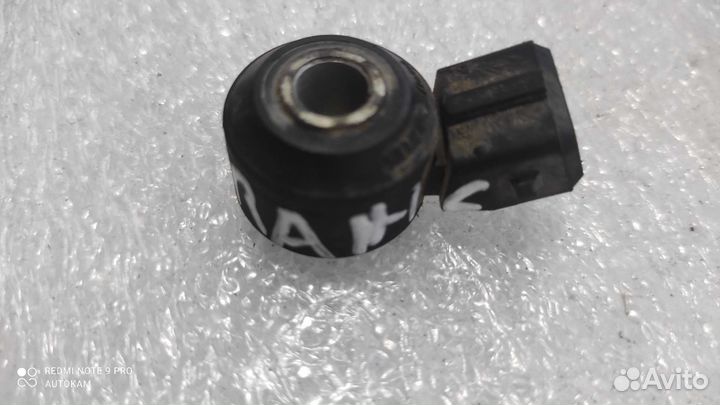 Датчик детонации Nissan Almera N16