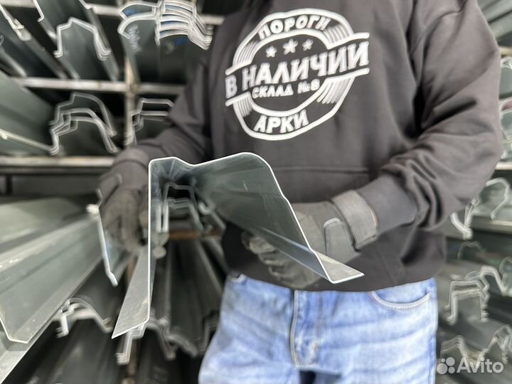 Порог Honda CR-V 2 кузовной правый