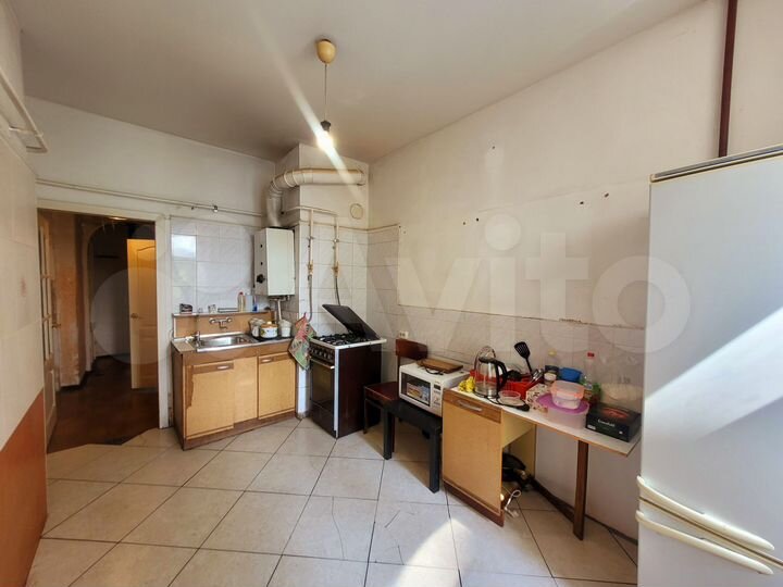 3-к. квартира, 98 м², 2/4 эт.