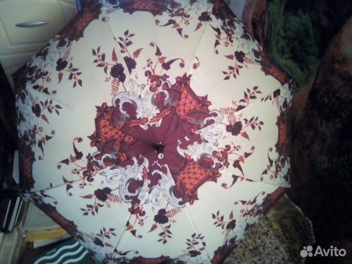 Красивый зонт-трость