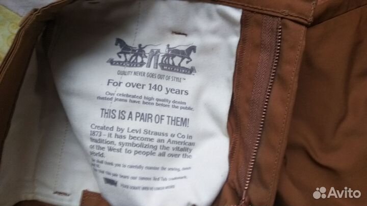 Джинсы для юноши фирма Levi Straus S&CO 40 размер