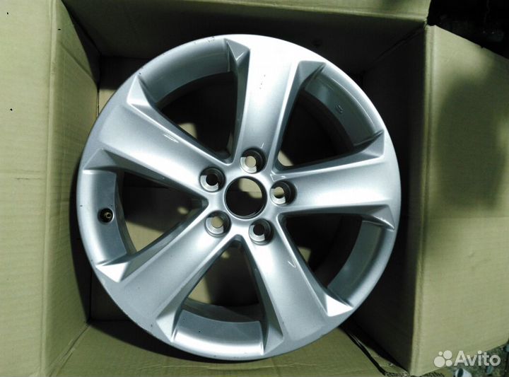 Диски R 17 Toyota RAV 4