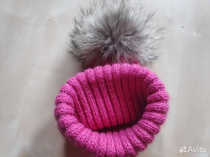 Новая шапка с натуральным помпоном