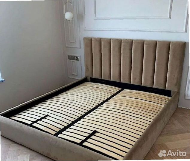 Кровать мягкая / собственное производство