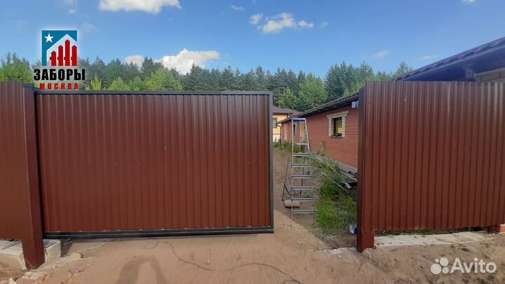 Откатные ворота с забором