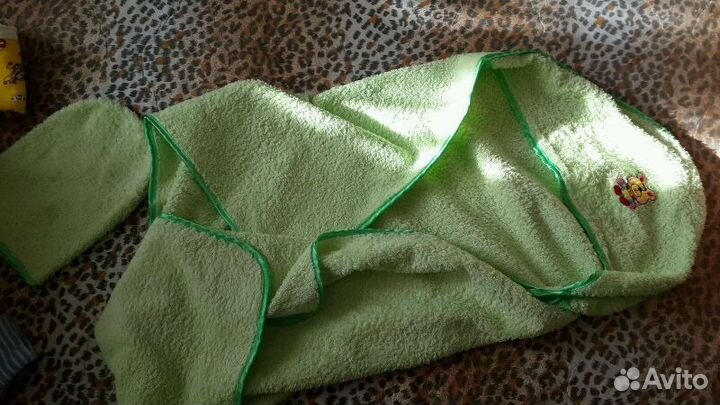 Махровое полотенце для малыша + варежка-мочалка