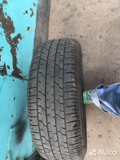 Bridgestone B390 195/60 R15 88B