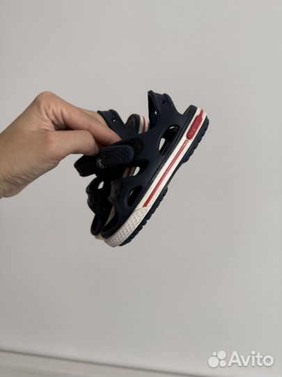 Сандалии crocs c4