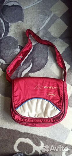 Отдам сумку на коляску красную с бежевым