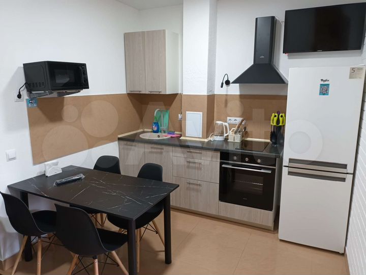 2-к. квартира, 44 м², 2/3 эт.
