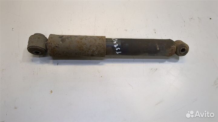 Амортизатор подвески Hyundai Trajet, 2006