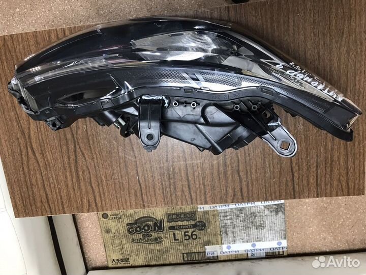 Фара правая Mitsubishi Outlander 3 (GF) 12-15г