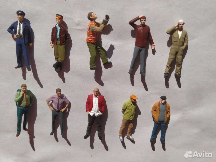 Фигурки 1:43 Водители