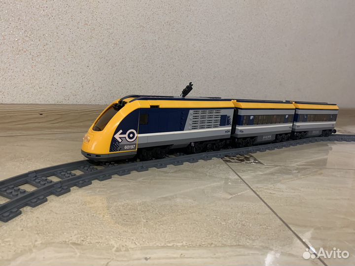 Поезд Lego (ориганал)