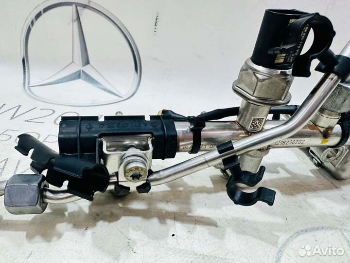 Форсунка топливная Mercedes W204 M271.8 2012