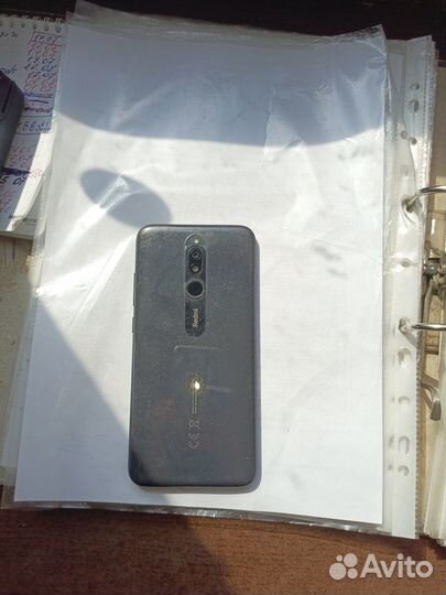 Xiaomi Redmi 8, 3/32 ГБ