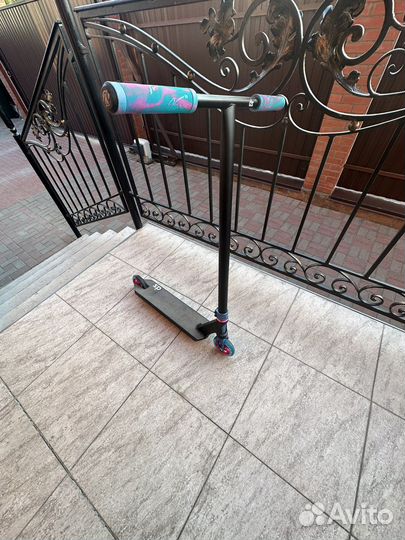 Трюковой самокат кастом парк-стрит