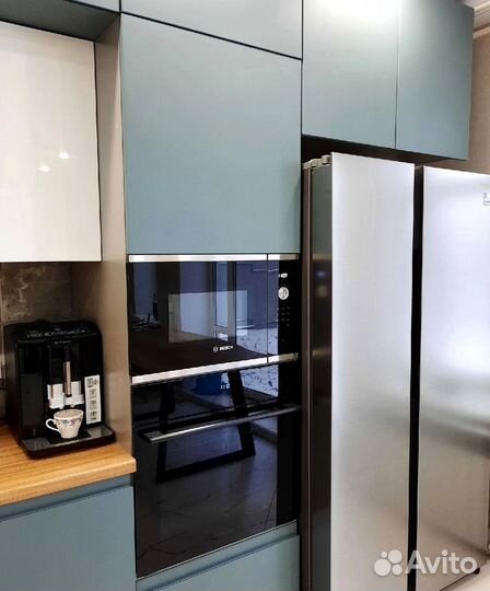 Кухня в потолок на заказ