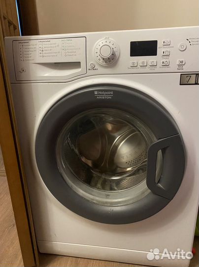 Стиральная машина бу Hotpoint Ariston