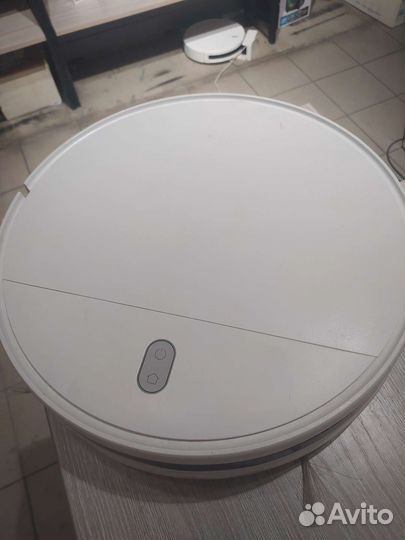 Робот пылесос Xiaomi Vacuum Mop Essential