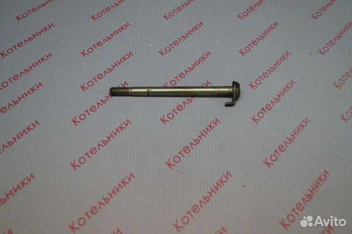 Nissan 11716-53J00 Болт крепления генератора