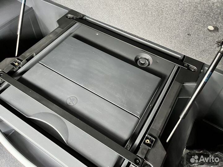 Холодильник Renault T