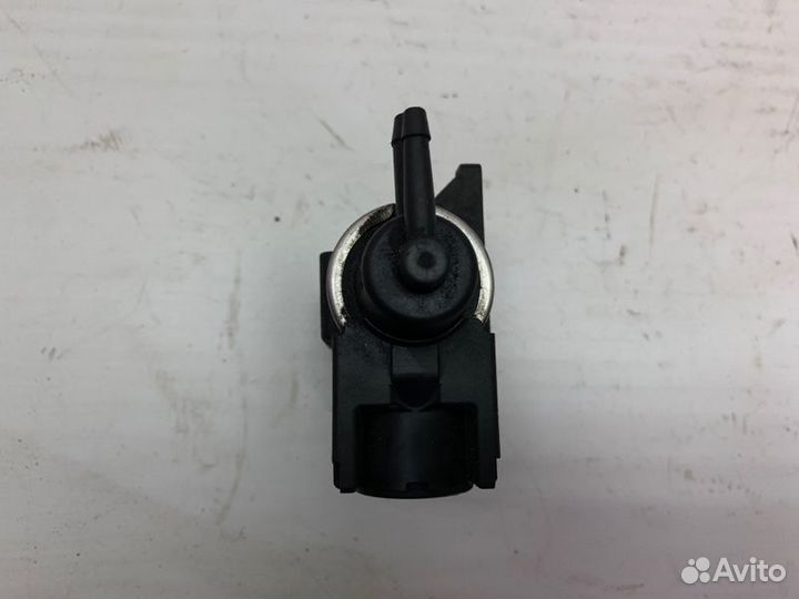 Клапан электромагнитный Audi A4 седан AVF 2004