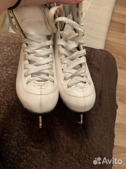 Коньки фигурные детские 29 размер