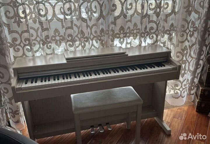 Цифровое пианино Yamaha ydp164