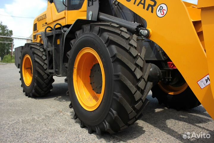 Фронтальный погрузчик Redstar ZL25S, 2023