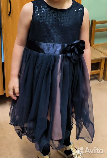 Детское нарядное платье 92