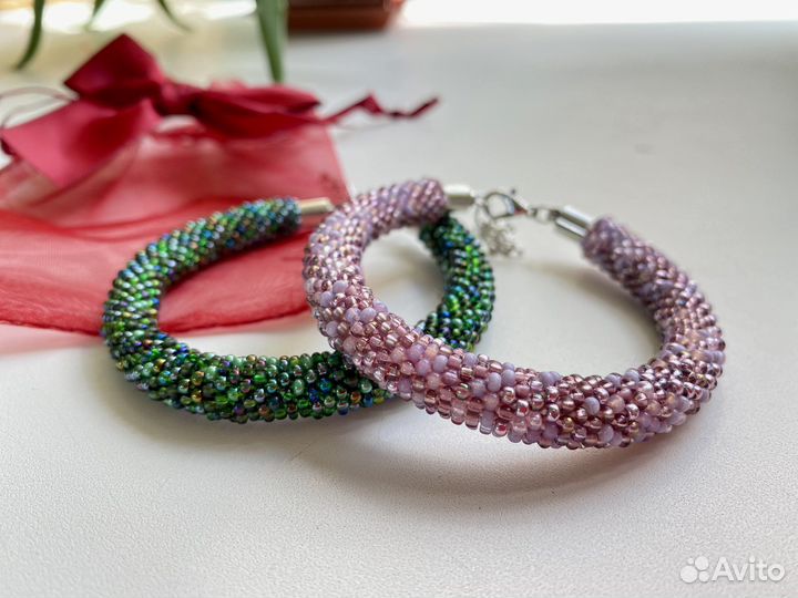 Браслет из бисера