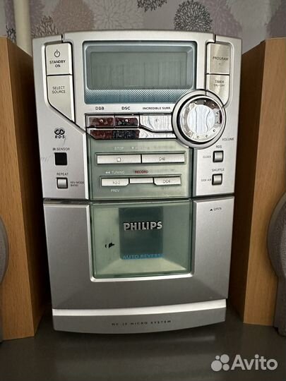 Музыкальный центр philips