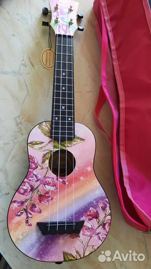 Гитара укулеле новая