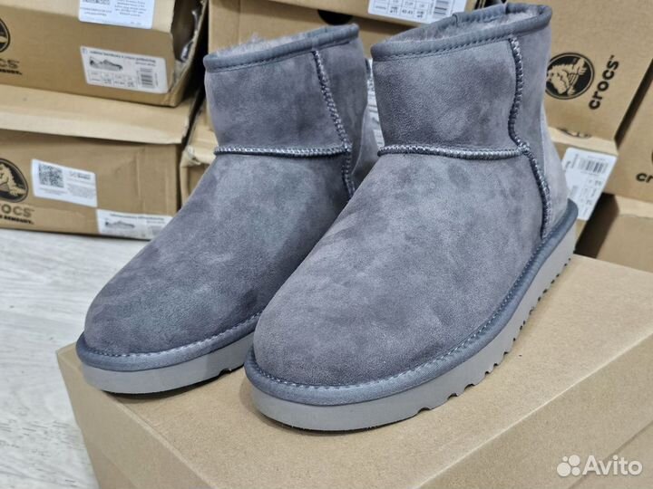 Ugg classic mini II Grey