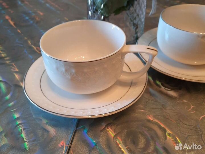 Фарфоровая чайная пара