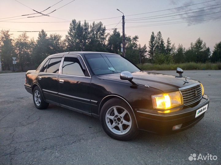 Toyota Crown 2.4 AT, 1996, 385 000 км